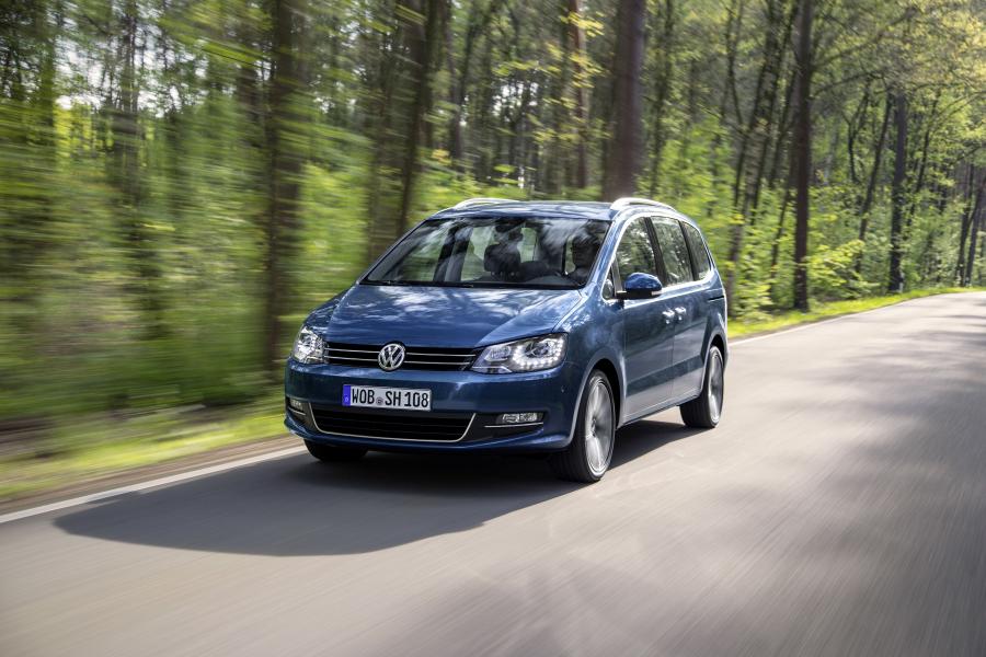  Volkswagen Sharan 2015 года  (фото 11 из 29)